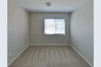 2101 N 109th Avenue, Avondale, AZ 85392 - Photo 7