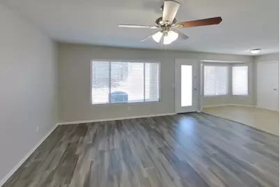 2101 N 109th Avenue, Avondale, AZ 85392 - Photo 11