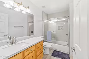 745 N Lone Oak Way, Flagstaff, AZ 86004 - Photo 35