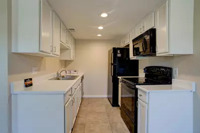3402 N 32nd Street #Unit 129, Phoenix, AZ 85018 - Photo 7