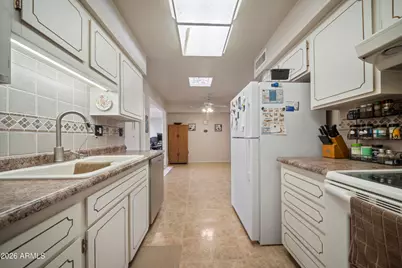 10036 W Lancaster Drive, Sun City, AZ 85351 - Photo 19