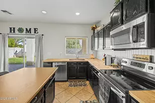 14578 W Evans Dr, Surprise, AZ 85379 - Photo 9