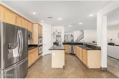 16722 W Lariat Lane, Surprise, AZ 85387 - Photo 11