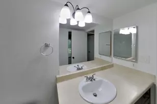 14002 N 49th Ave, Glendale, AZ 85306 - Photo 11