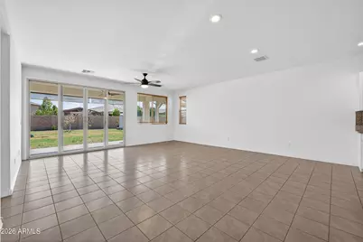 3613 S 78th Avenue, Phoenix, AZ 85043 - Photo 11