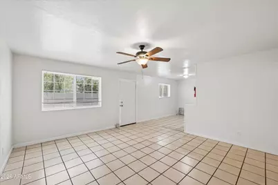 2133 W Adams Street #Apt 3, Phoenix, AZ 85009 - Photo 25