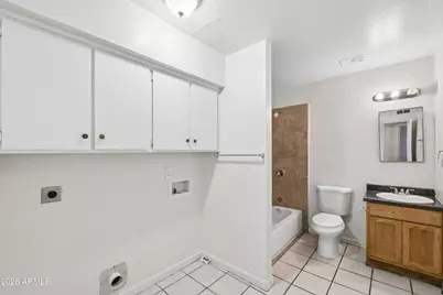 2133 W Adams Street #Apt 3, Phoenix, AZ 85009 - Photo 13
