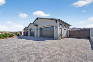43423 N National Ct, Phoenix, AZ 85087 - Photo 3