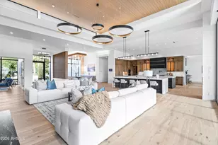 8100 N 64th Pl, Paradise Valley, AZ 85253 - Photo 7