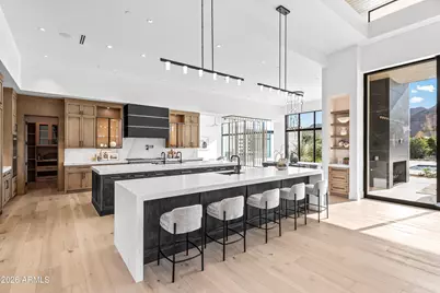 8100 N 64th Place, Paradise Valley, AZ 85253 - Photo 7