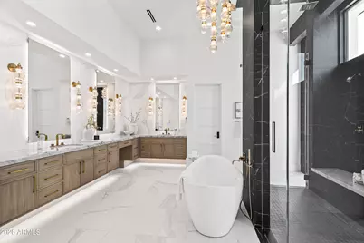 8100 N 64th Place, Paradise Valley, AZ 85253 - Photo 23