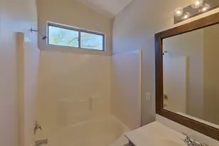 22227 N 29th Dr, Phoenix, AZ 85027 - Photo 5