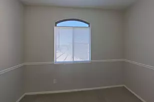 22227 N 29th Dr, Phoenix, AZ 85027 - Photo 13