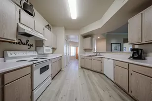 3236 E Chandler Blvd, Phoenix, AZ 85048 - Photo 3