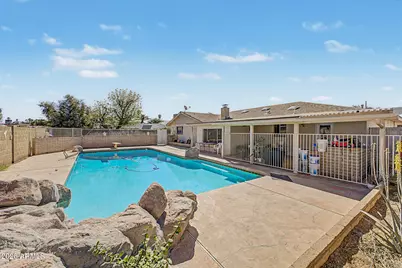 3940 W Eva Street, Phoenix, AZ 85051 - Photo 1