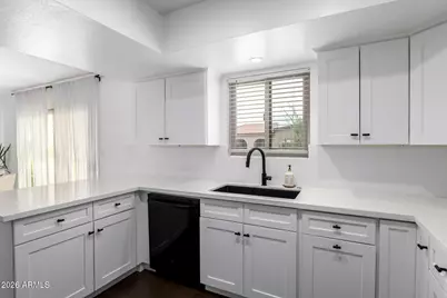 5401 N 78th Way, Scottsdale, AZ 85250 - Photo 13