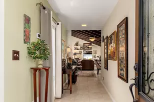 2810 N 61st Pl, Scottsdale, AZ 85257 - Photo 7