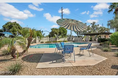 2810 N 61st Place, Scottsdale, AZ 85257 - Photo 33