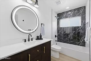 2218 E Sunnyside Dr, Phoenix, AZ 85028 - Photo 31