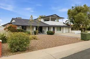 2218 E Sunnyside Dr, Phoenix, AZ 85028 - Photo 59