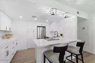 2218 E Sunnyside Dr, Phoenix, AZ 85028 - Photo 41