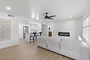 2218 E Sunnyside Dr, Phoenix, AZ 85028 - Photo 37