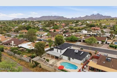 2218 E Sunnyside Drive, Phoenix, AZ 85028 - Photo 63