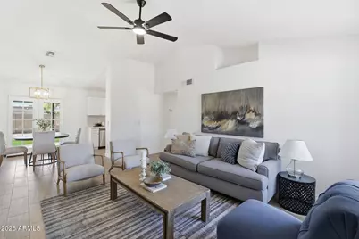 126 N Cottonwood Street, Chandler, AZ 85225 - Photo 1