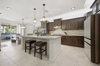 18406 W Highland Avenue, Goodyear, AZ 85395 - Photo 5