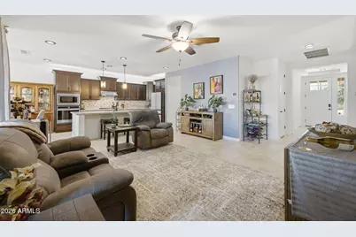 18406 W Highland Avenue, Goodyear, AZ 85395 - Photo 11