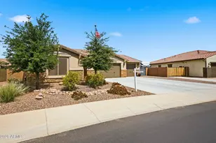 18406 W Highland Ave, Goodyear, AZ 85395 - Photo 3