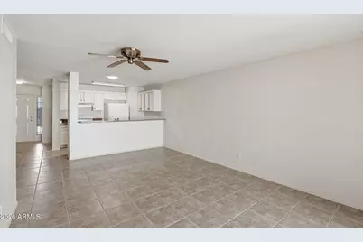 18624 N 93rd Avenue, Peoria, AZ 85382 - Photo 1