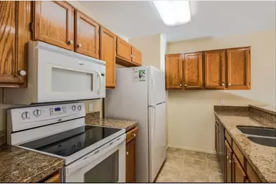 18624 N 93rd Avenue, Peoria, AZ 85382 - Photo 9