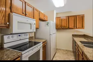 18624 N 93rd Ave, Peoria, AZ 85382 - Photo 9