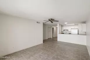 18624 N 93rd Ave, Peoria, AZ 85382 - Photo 3