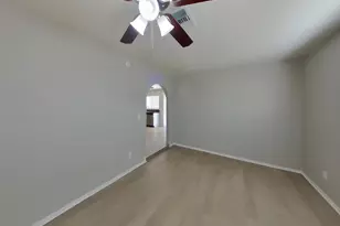 7331 W Mountain View Rd, Peoria, AZ 85345 - Photo 9