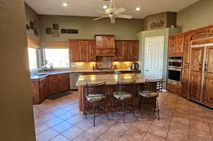 1428 E Breezy Ct, Phoenix, AZ 85086 - Photo 11