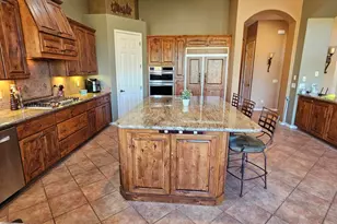 1428 E Breezy Ct, Phoenix, AZ 85086 - Photo 15