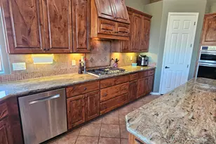 1428 E Breezy Ct, Phoenix, AZ 85086 - Photo 17