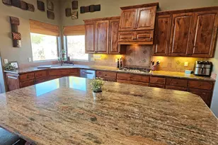 1428 E Breezy Ct, Phoenix, AZ 85086 - Photo 21