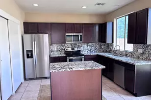 2720 E Hulet Dr, Chandler, AZ 85225 - Photo 3