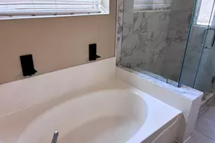 2720 E Hulet Dr, Chandler, AZ 85225 - Photo 17