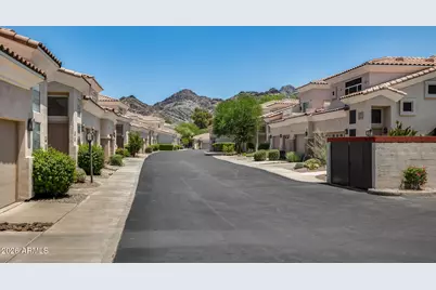 1747 E Northern Avenue #117, Phoenix, AZ 85020 - Photo 1
