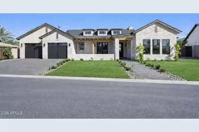 4206 E Whitton Avenue, Phoenix, AZ 85018 - Photo 1