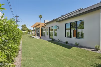 4206 E Whitton Avenue, Phoenix, AZ 85018 - Photo 33