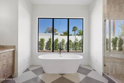 4206 E Whitton Avenue, Phoenix, AZ 85018 - Photo 13