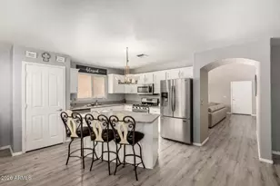 1917 W Burgess Ln, Phoenix, AZ 85041 - Photo 5