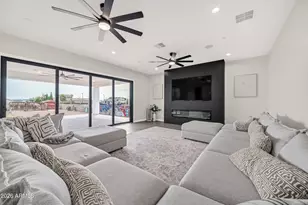 9321 W Buckskin Trail, Peoria, AZ 85383 - Photo 7