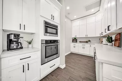 9321 W Buckskin Trail, Peoria, AZ 85383 - Photo 13