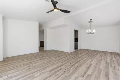 8601 N 103rd Avenue #226, Peoria, AZ 85345 - Photo 9